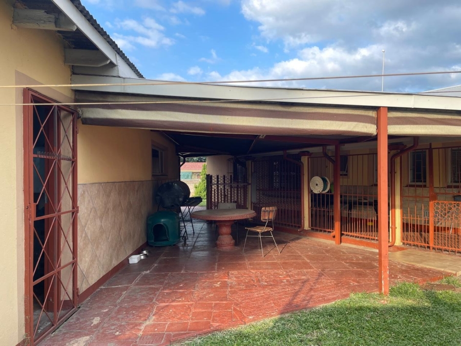 3 Bedroom Property for Sale in Oos Einde North West